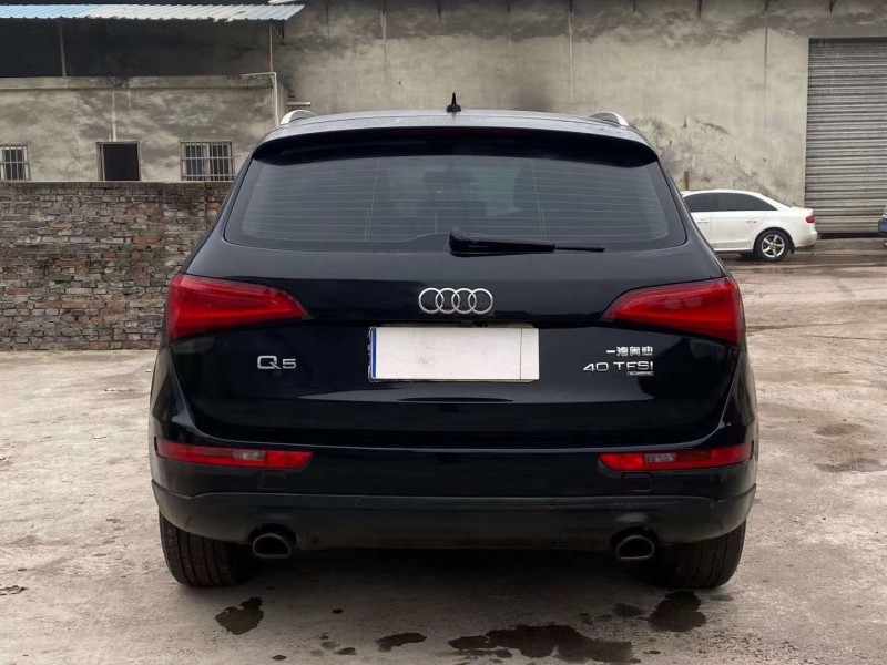 武汉13年奥迪Q57
