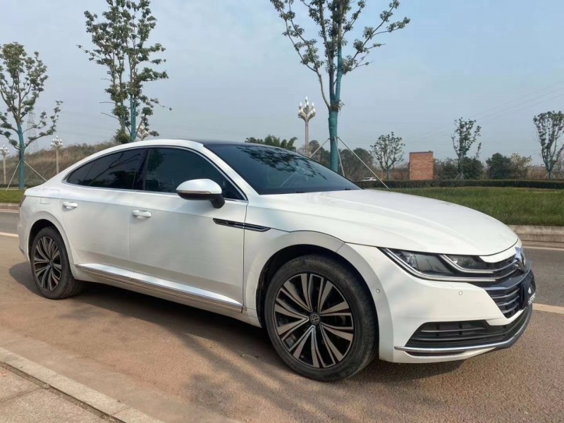 成都抵押车20年大众cc出售