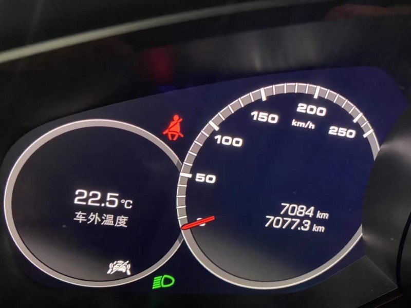 南寧20年保時捷卡宴5