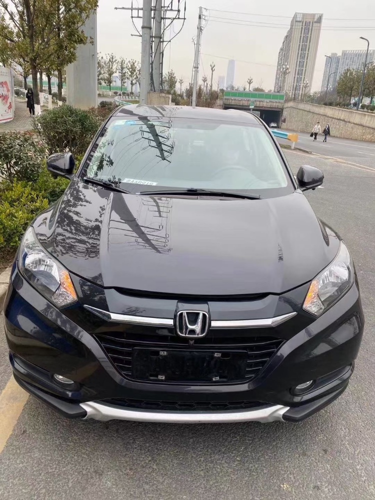 重庆17年本田缤智2