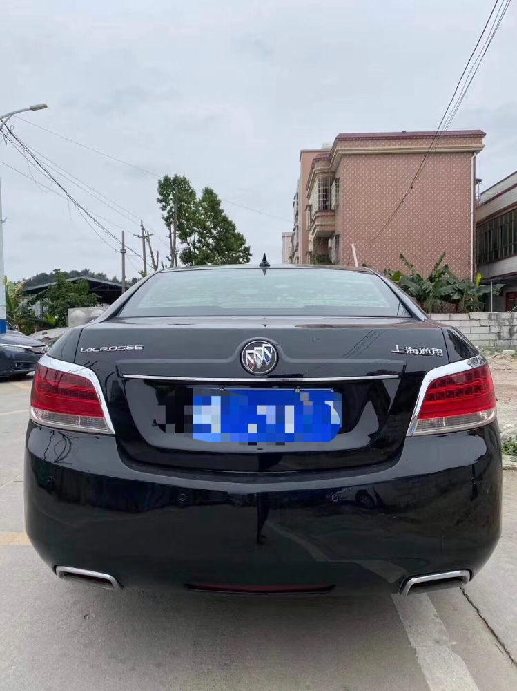 广州11年别克君越6