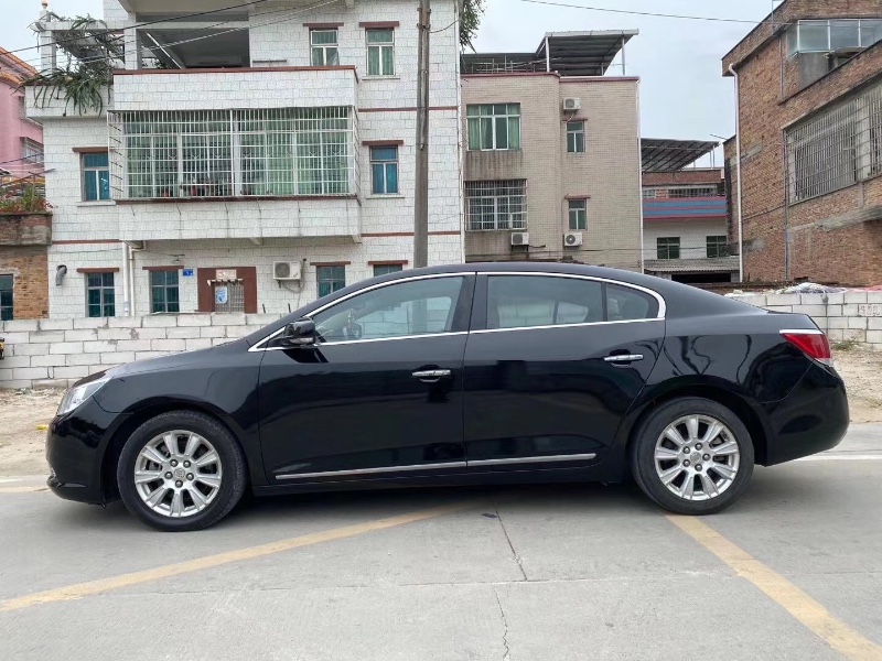 广州11年别克君越7