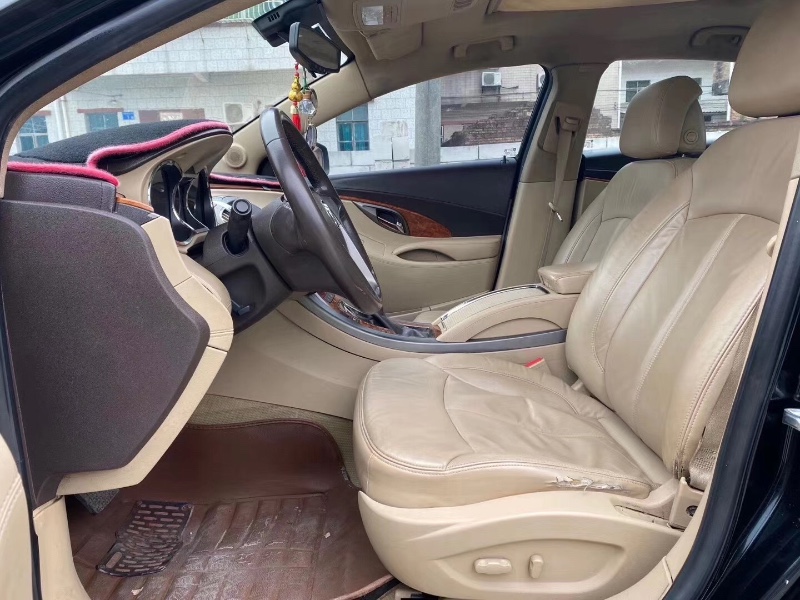 广州11年别克君越1