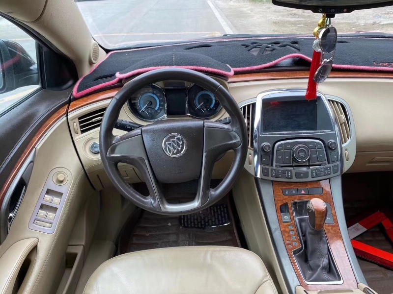 广州11年别克君越2