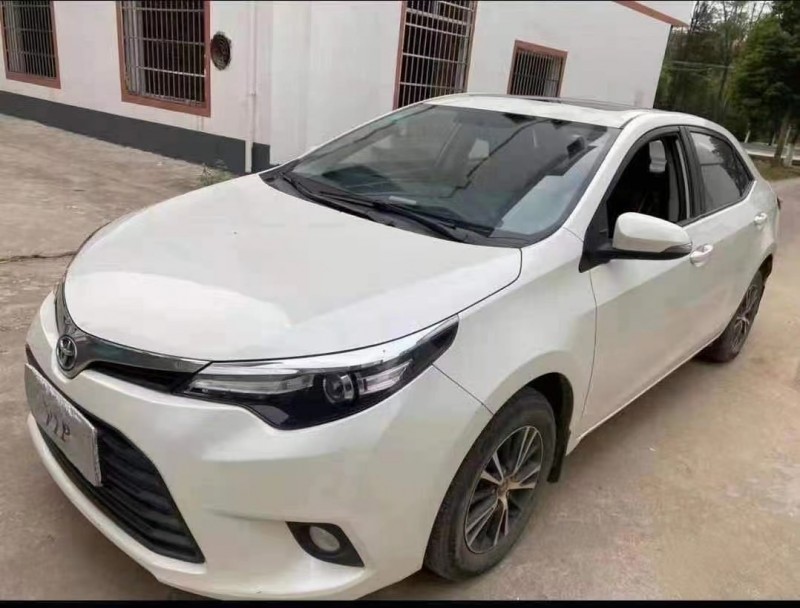 济南15年丰田雷凌4