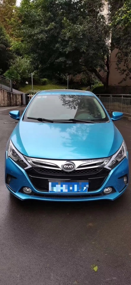 重庆14年比亚迪秦9