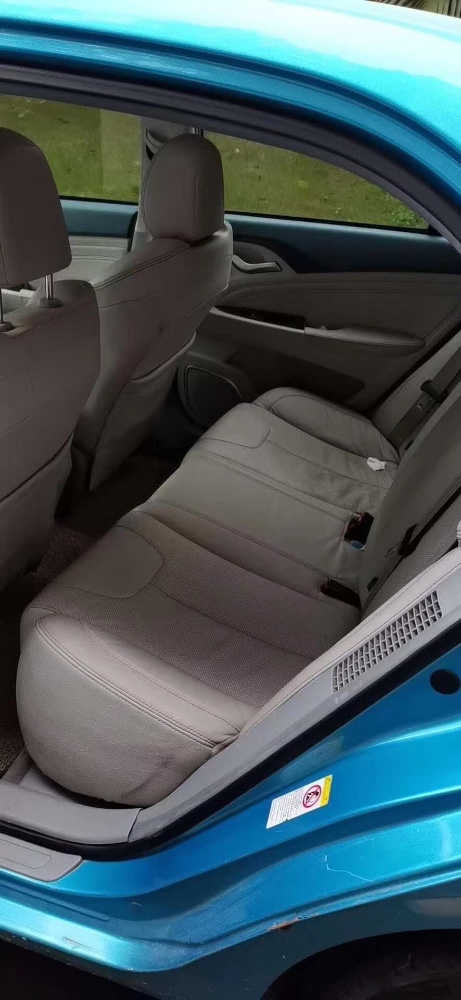 重庆14年比亚迪秦1