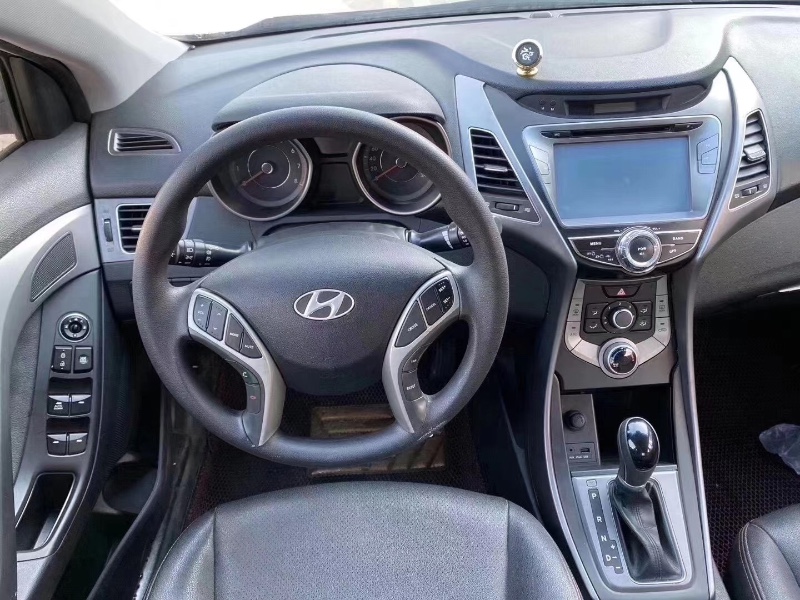 广州15年现代朗动2