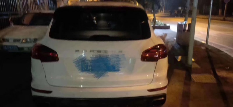 武汉17年保时捷卡宴2