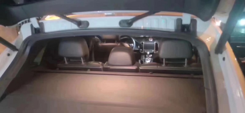 武汉17年保时捷卡宴6