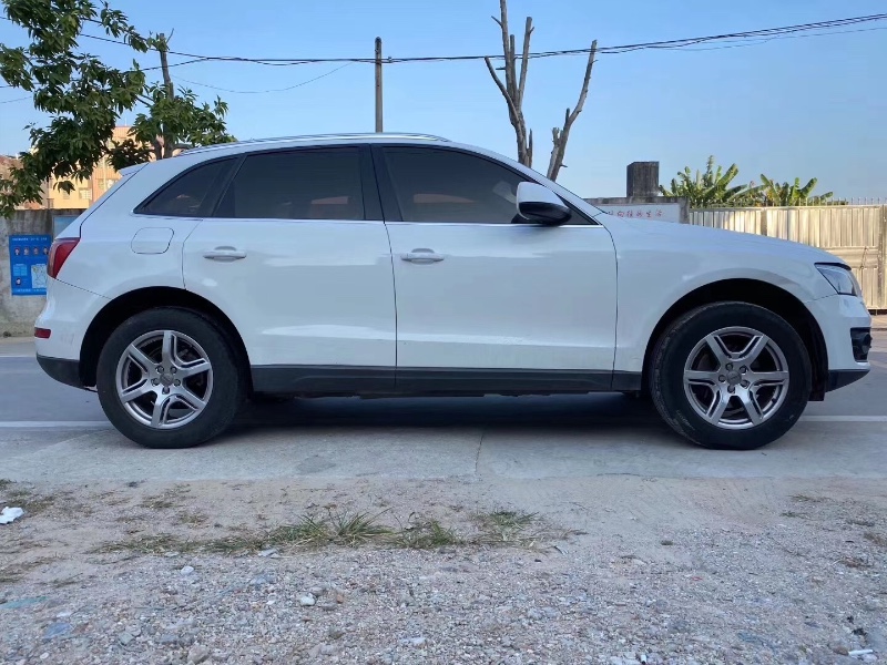 广州10年奥迪Q56