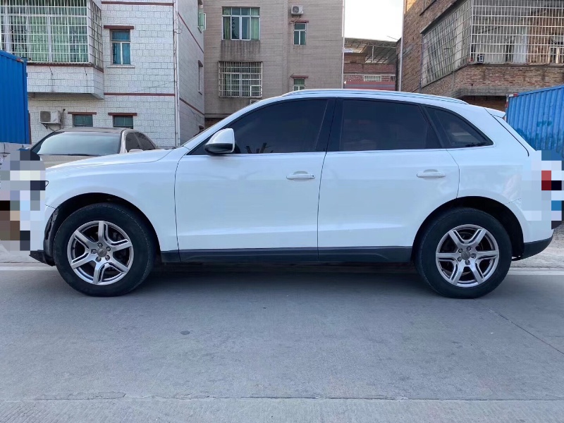 广州10年奥迪Q57