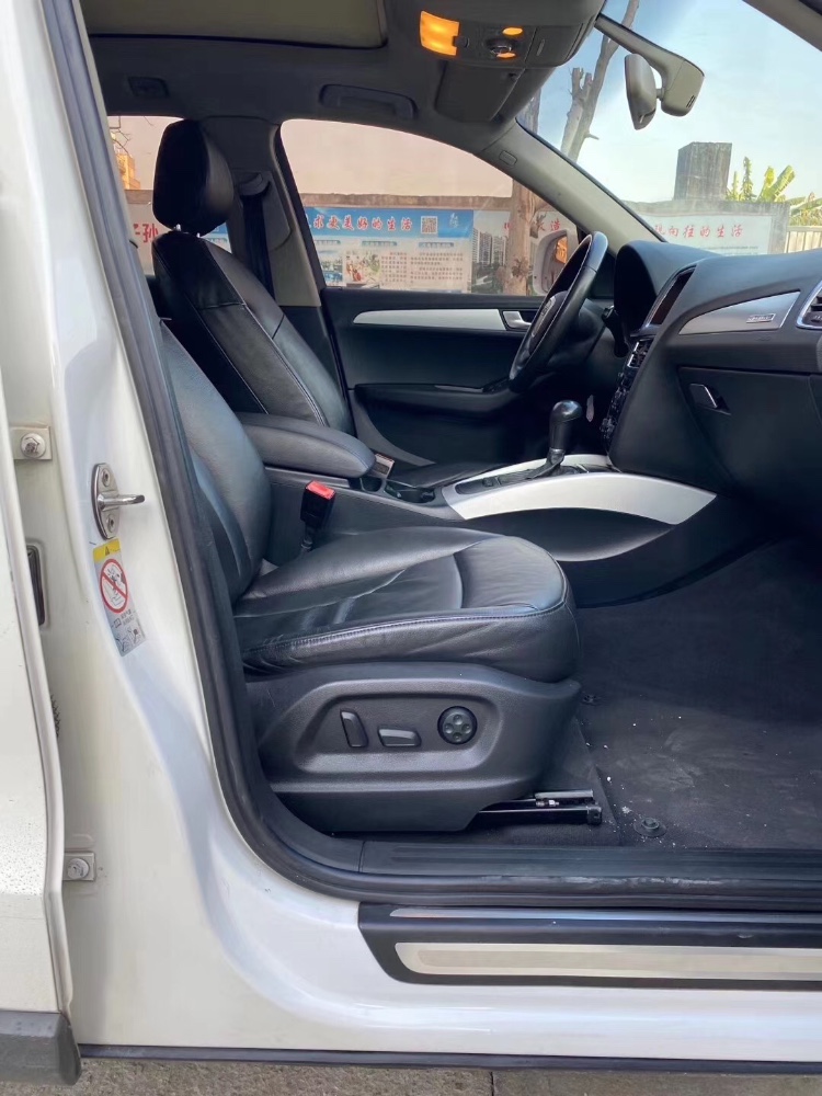 广州10年奥迪Q54