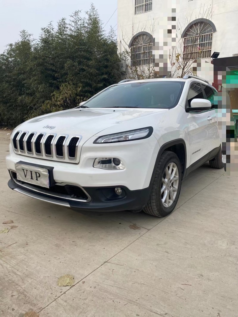 棗莊18年Jeep自由光2