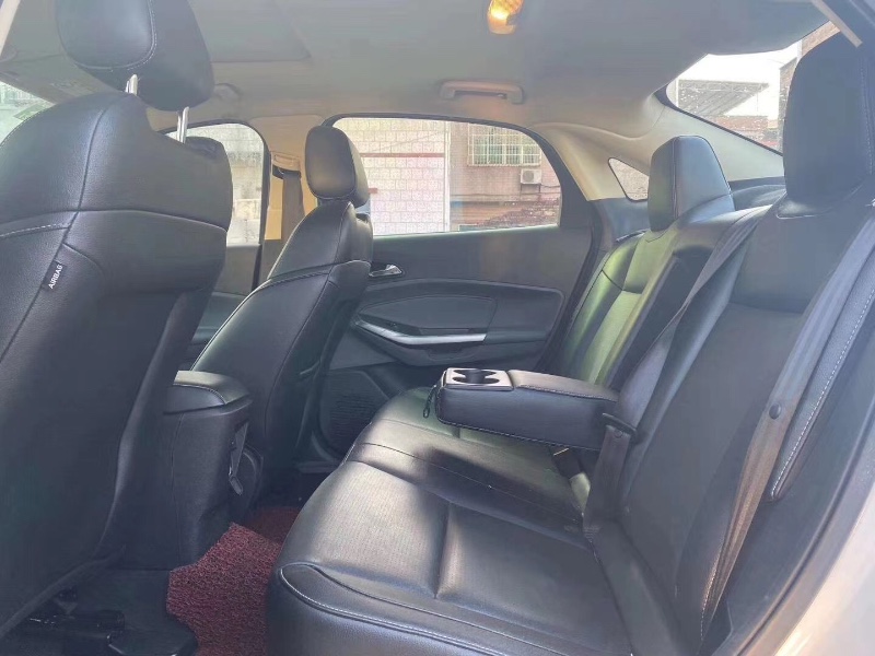 广州15年福特福睿斯2