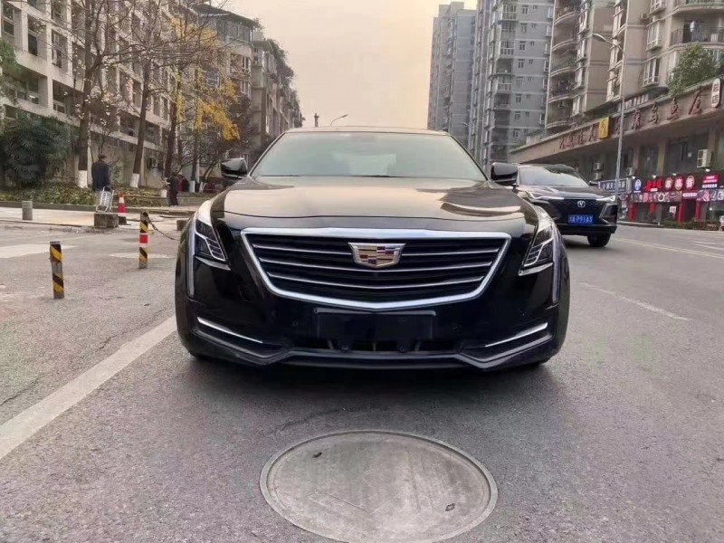 重慶17年凱迪拉克CT67