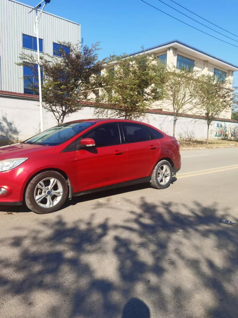 徐州13年福特福克斯2