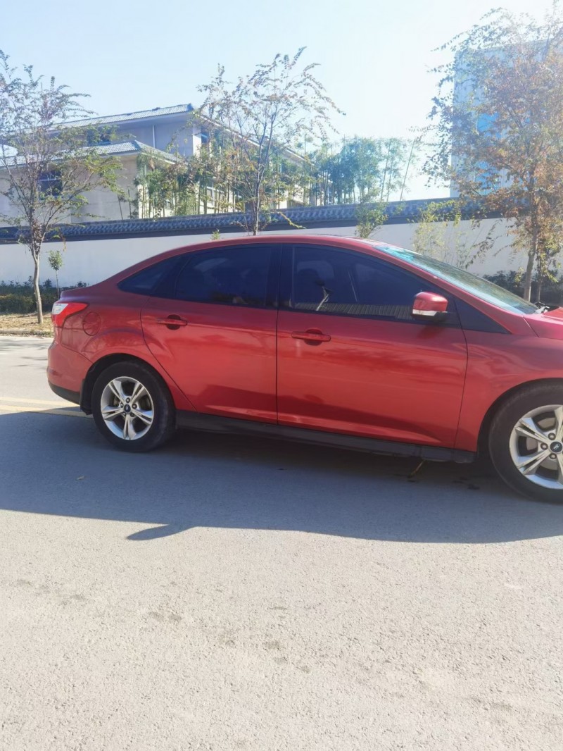 徐州13年福特福克斯3