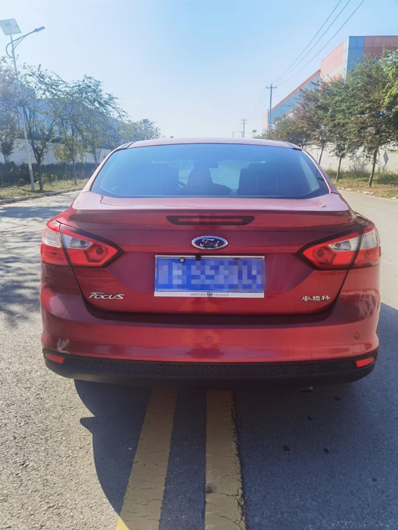 徐州13年福特福克斯4