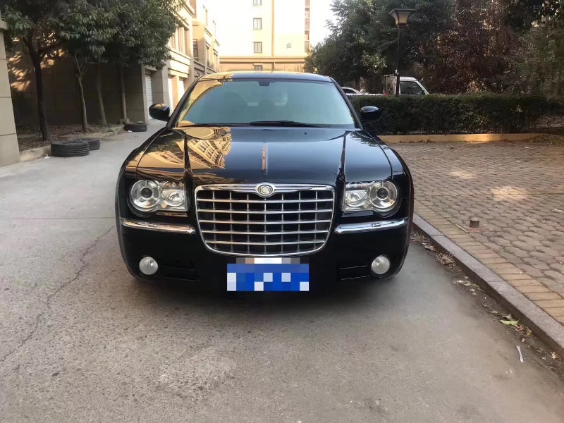 济南08年克莱斯勒300C7