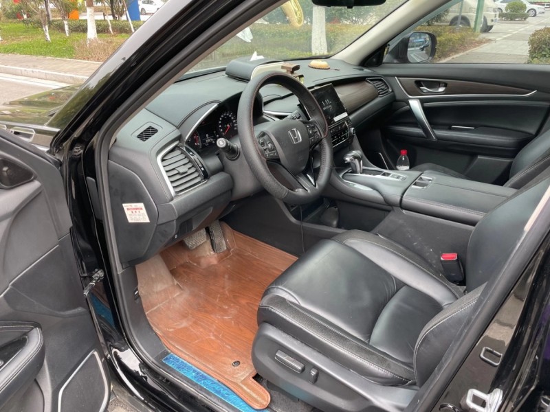 盐城18年本田冠道1