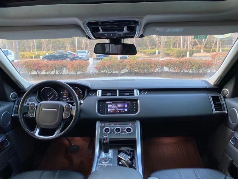 盐城17年路虎揽胜运动7