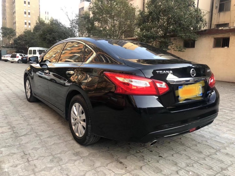 淄博17年日产天籁3