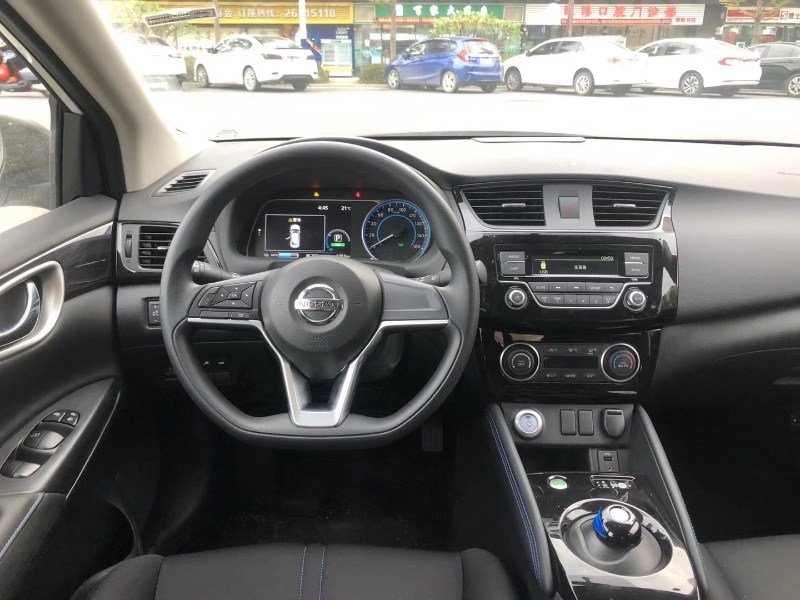 广州20年日产轩逸4