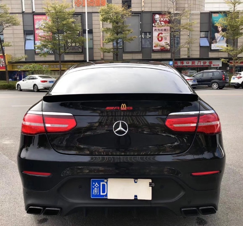 广州19年奔驰GLC AMG8