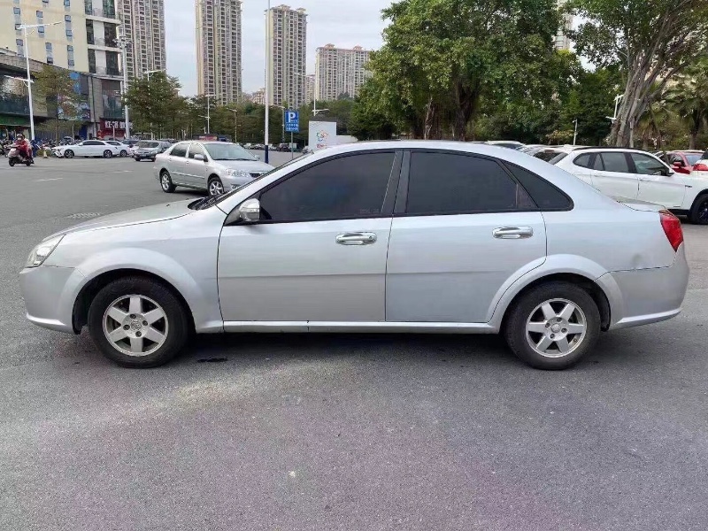 广州10年别克凯越2