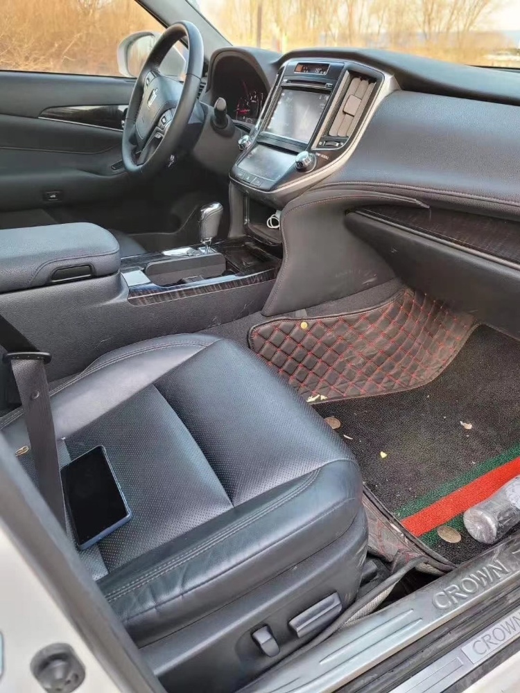 烟台16年丰田皇冠1