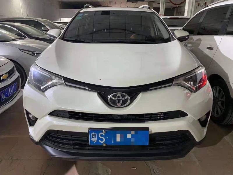 广州17年丰田RAV4荣放4