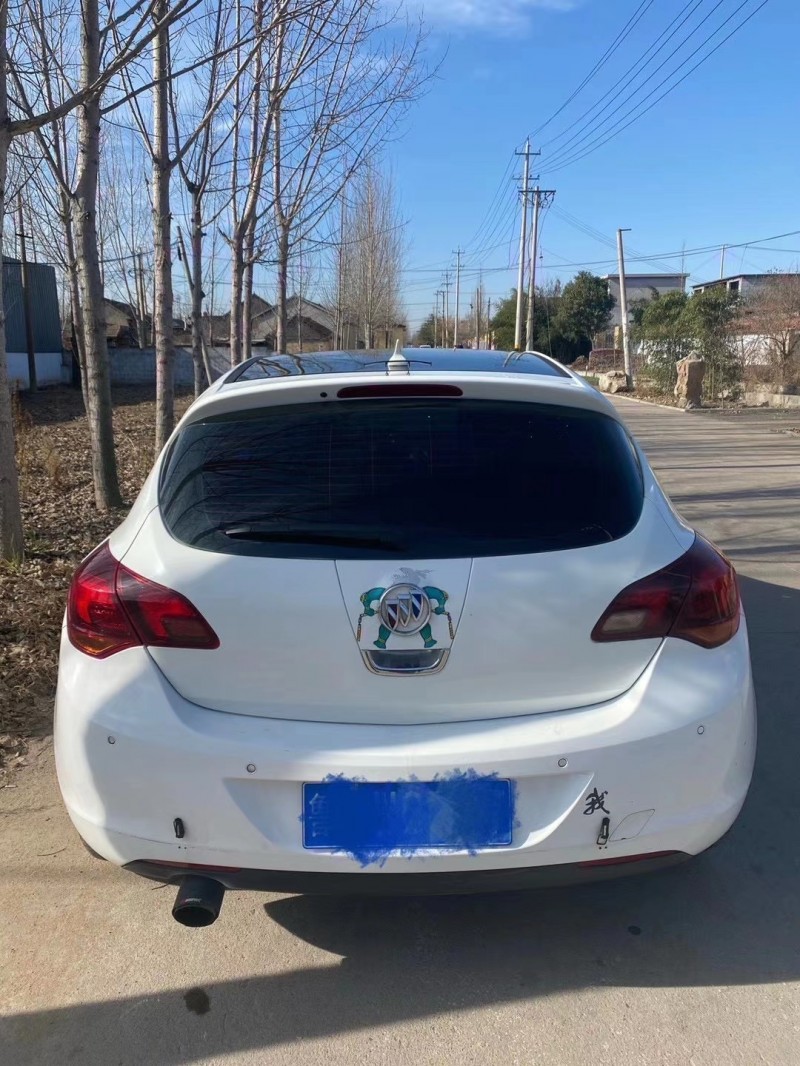 临沂11年别克英朗5