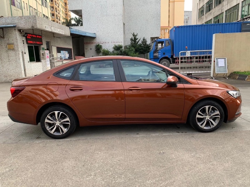 广州20年别克威朗2