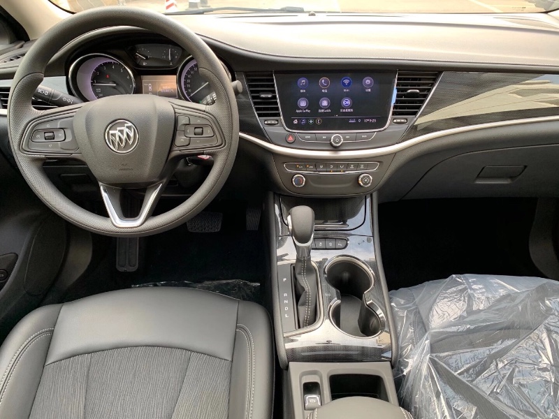 广州20年别克威朗6