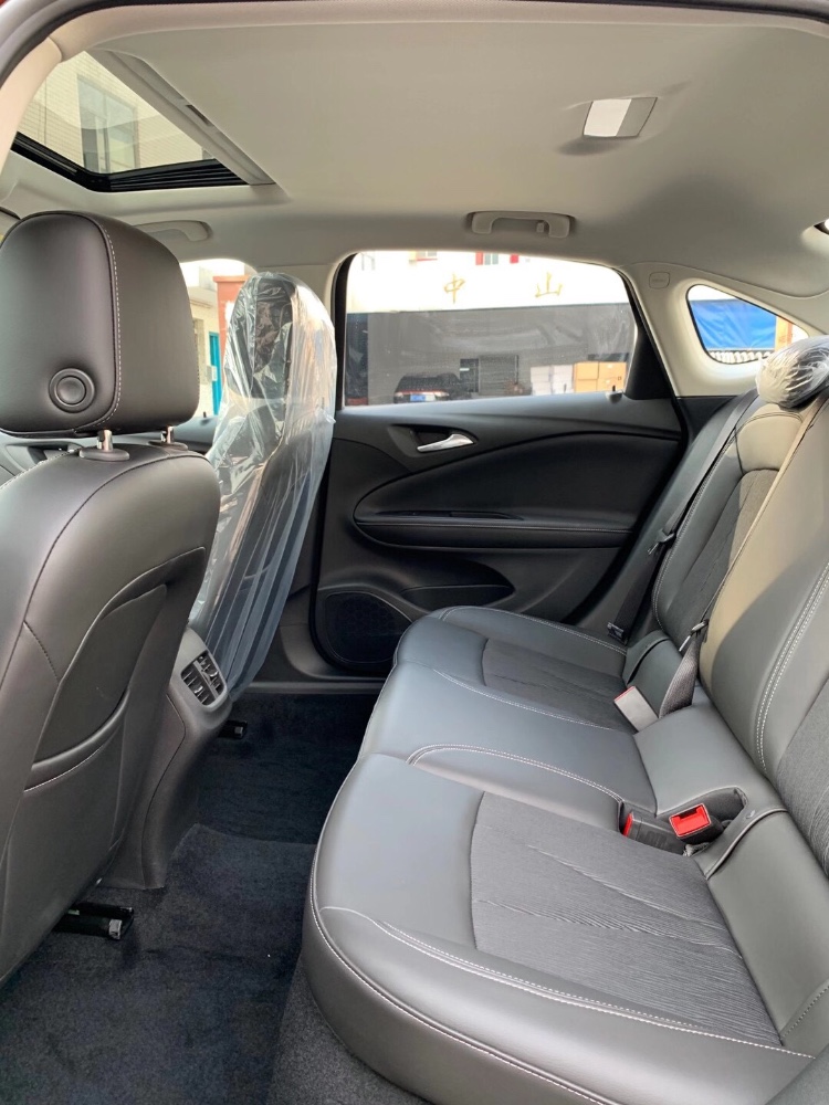 广州20年别克威朗4