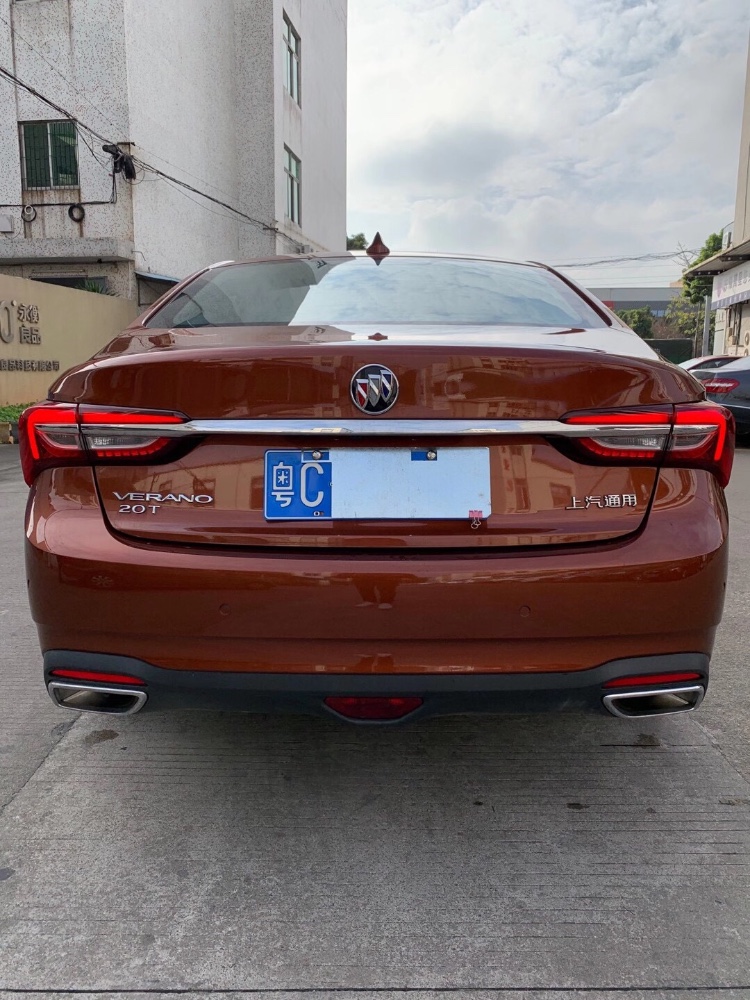 广州20年别克威朗5