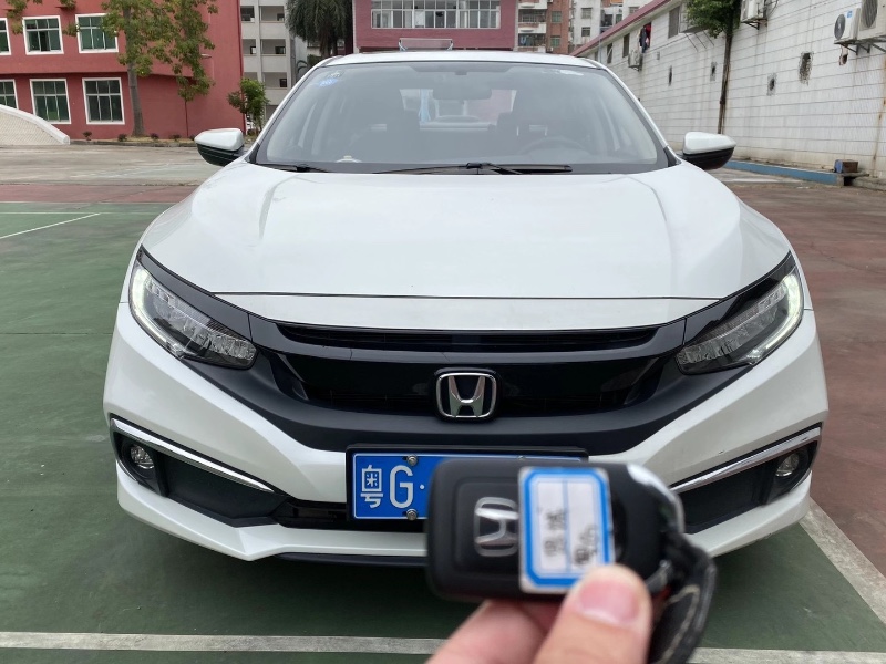 广州19年本田思域7
