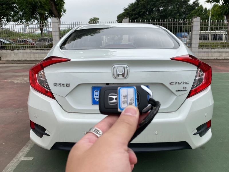 广州19年本田思域4