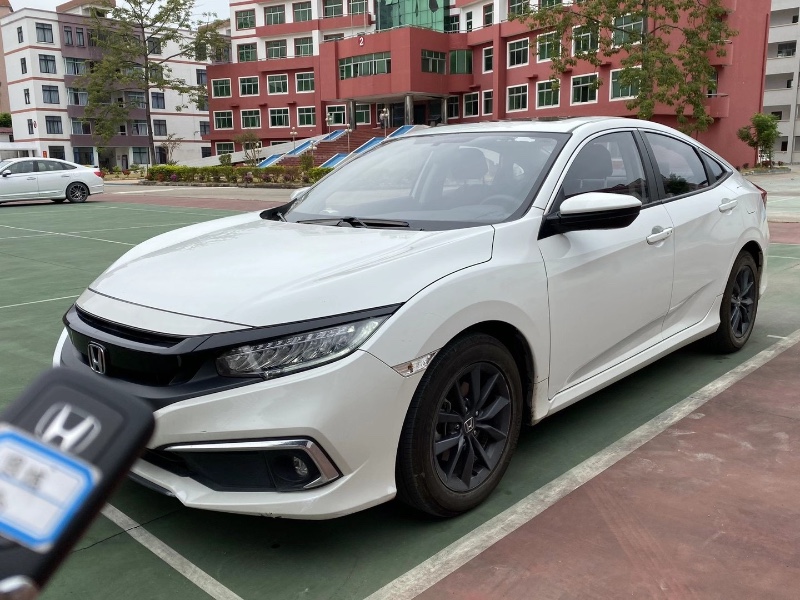 广州19年本田思域5
