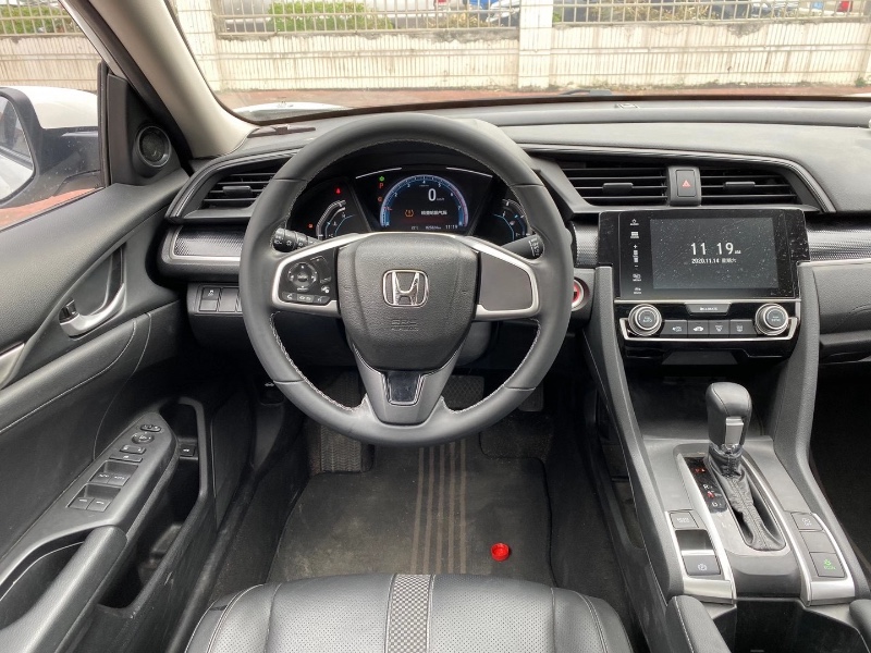 广州19年本田思域3