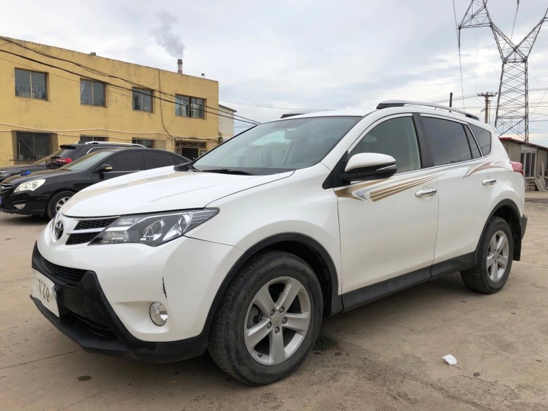 鐵嶺14年豐田RAV48