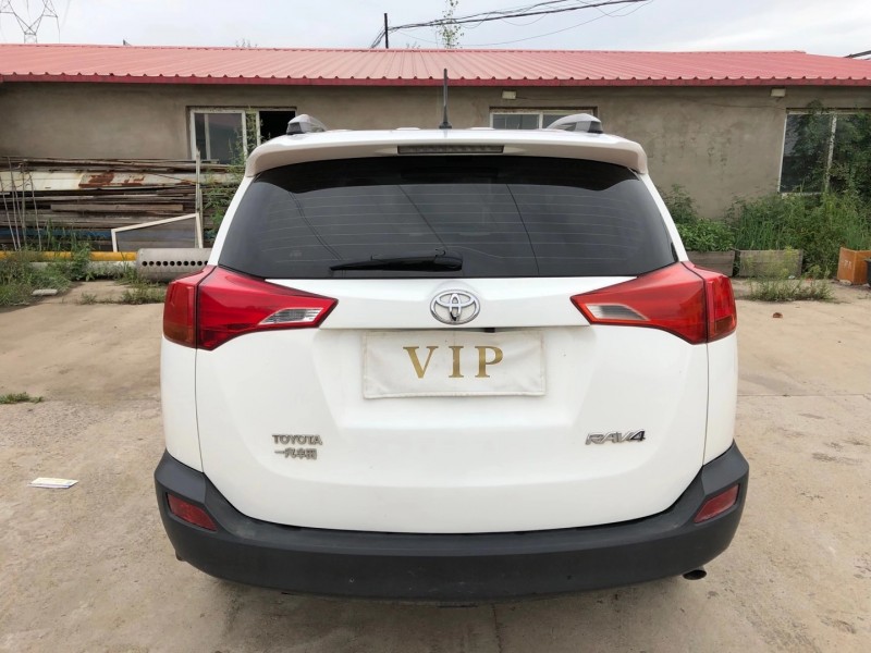 鐵嶺14年豐田RAV44