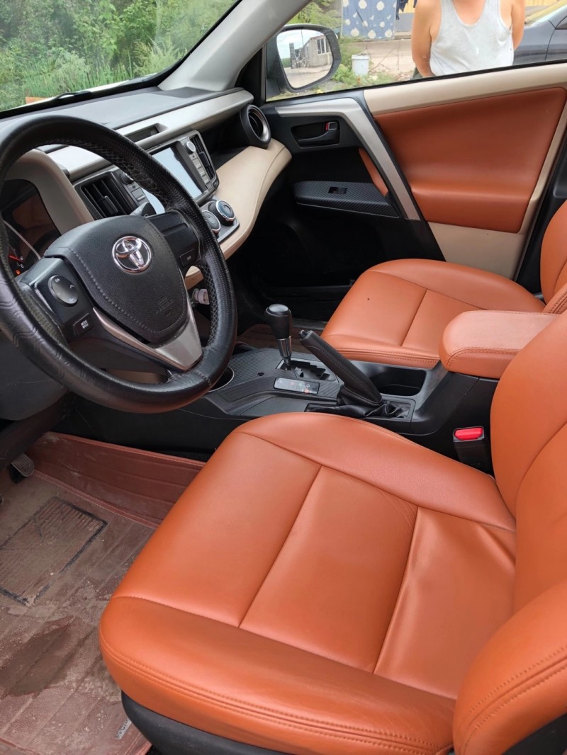 鐵嶺14年豐田RAV42