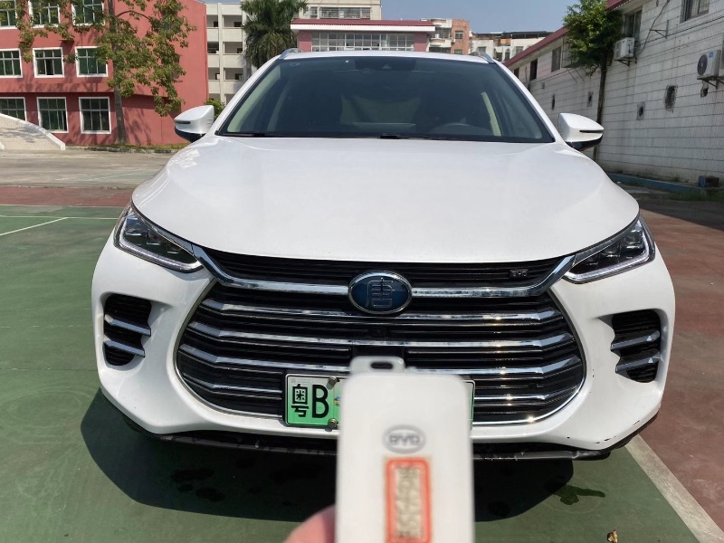 广州19年比亚迪唐1