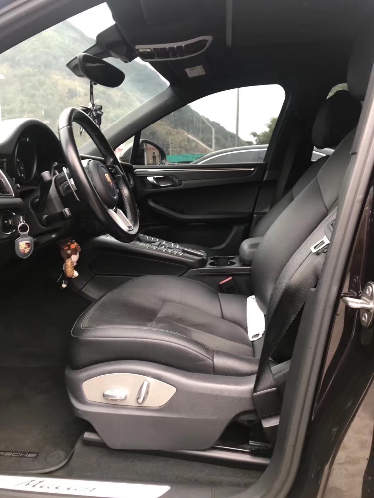 杭州15年保時捷Macan4