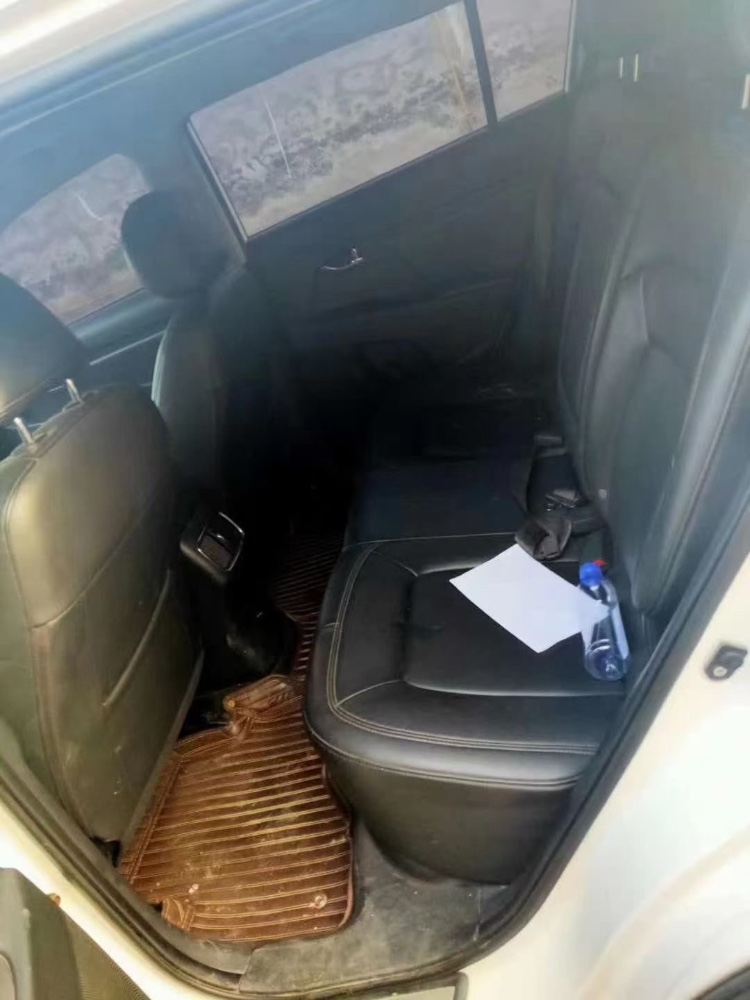 石家庄15年起亚智跑6