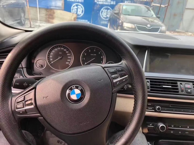 济南11年宝马5系8