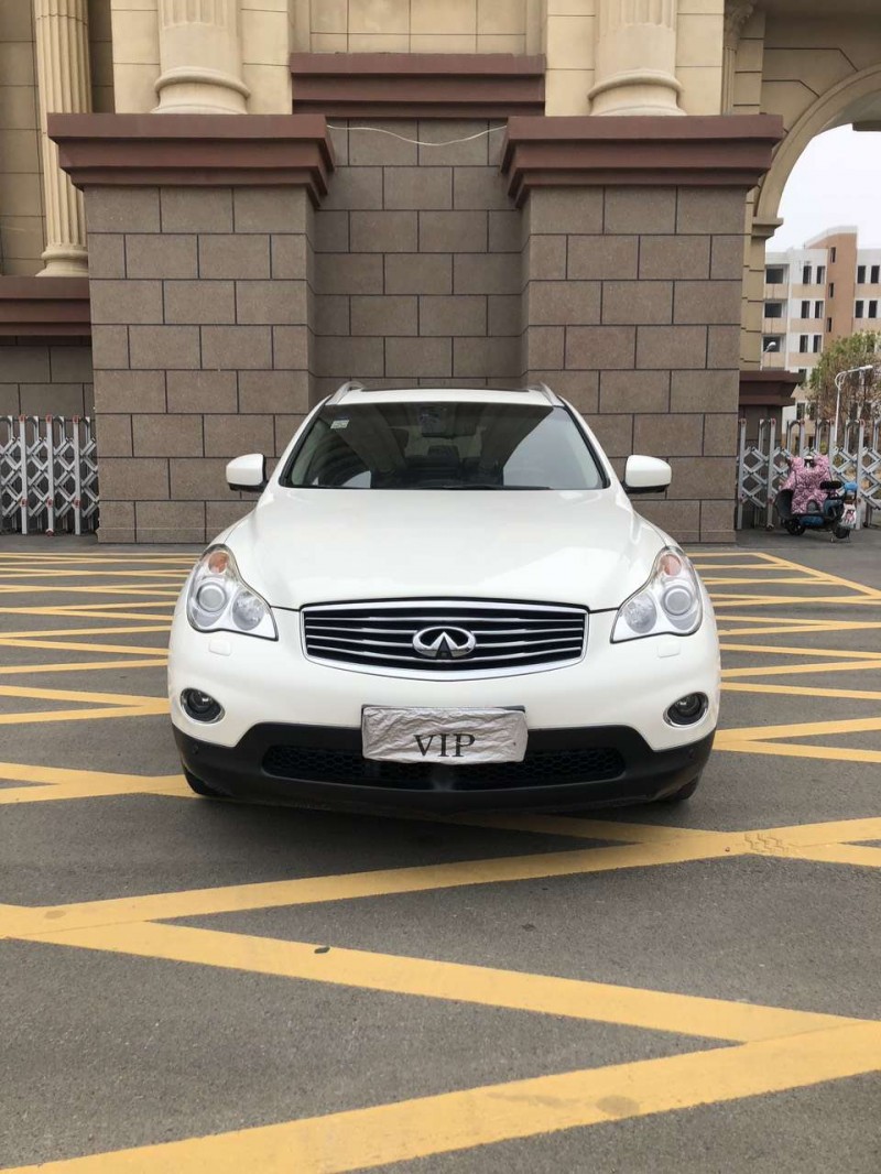 徐州13年英菲尼迪QX509