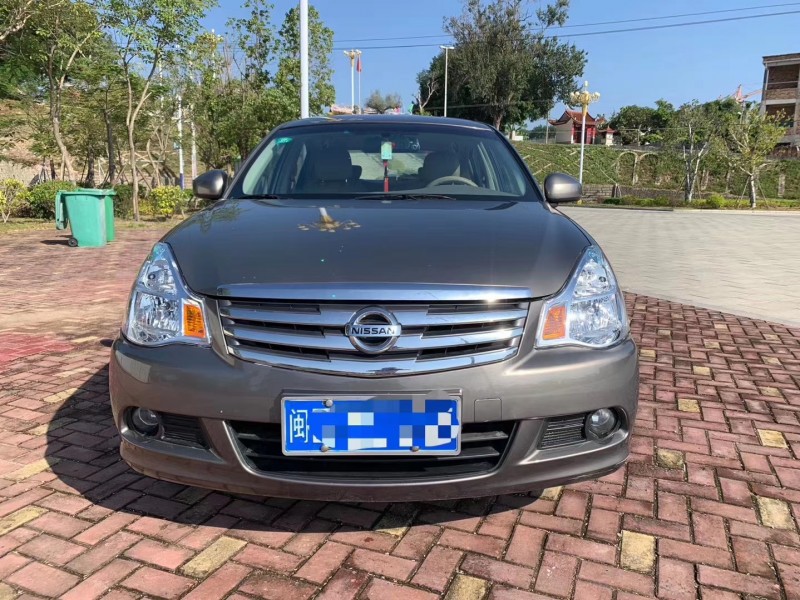 廈門17年日產軒逸1